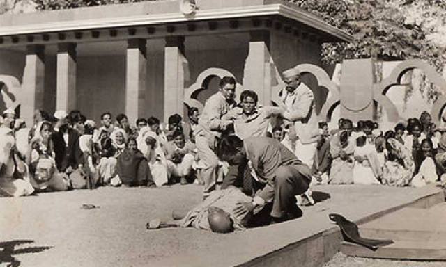 Why did Nathuram Godse kill Mahatma Gandhi?